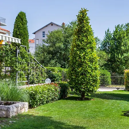 Stana-2 By Interhome Apartman Zadar